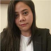 Profesora de psicología apta para todas las edades.